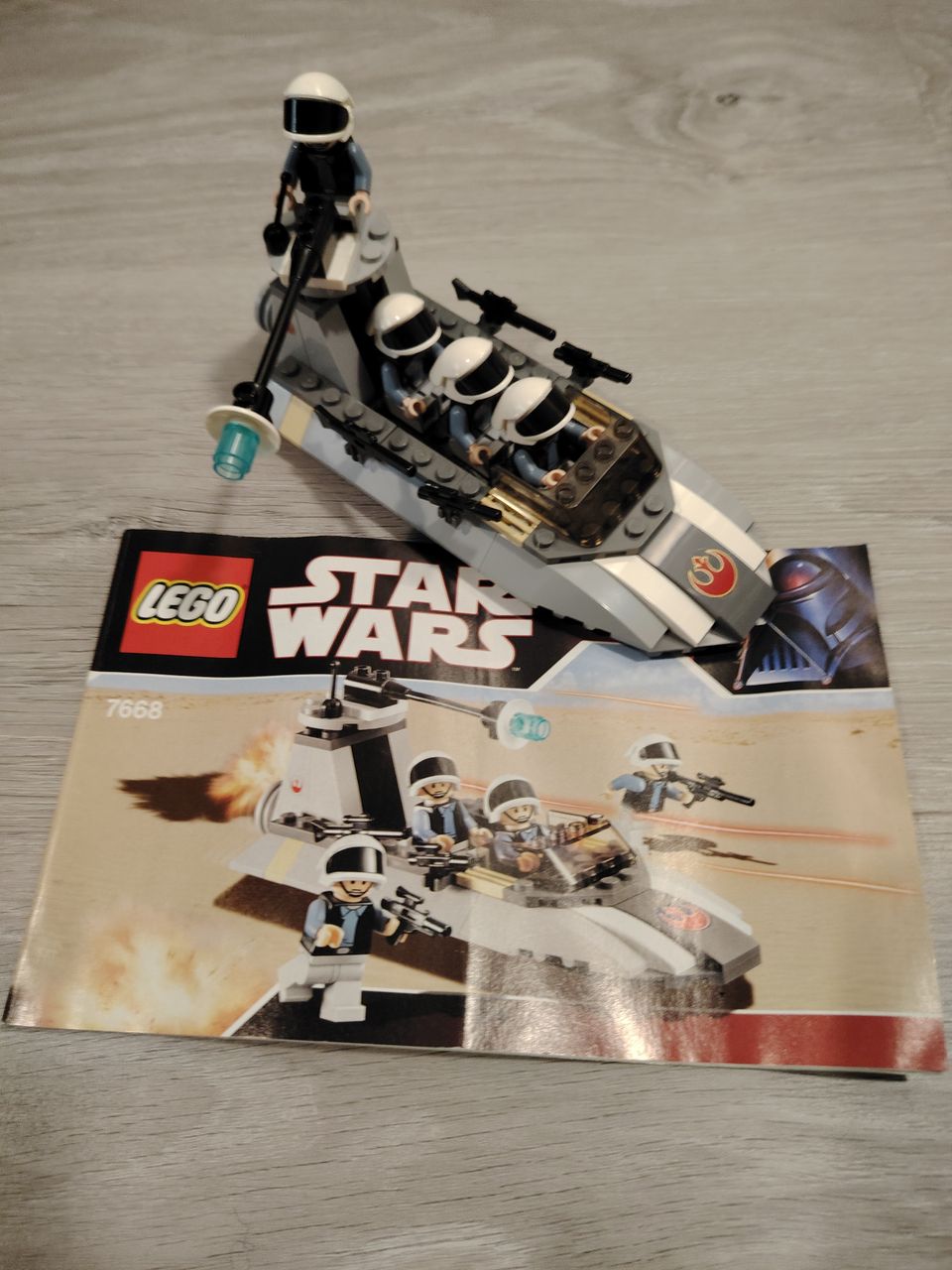 Lego 7668 Rebel Scout Speeder Star Wars