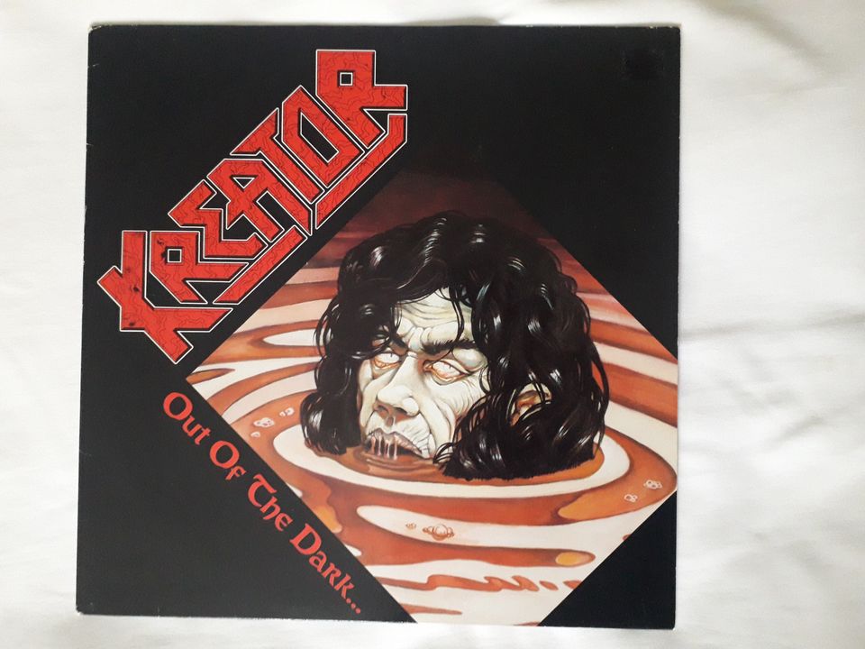 Kreator - Out Of The Dark...in To The Light EP