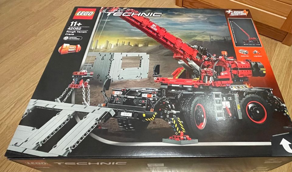 Lego 42082 Rough Terrain Crane