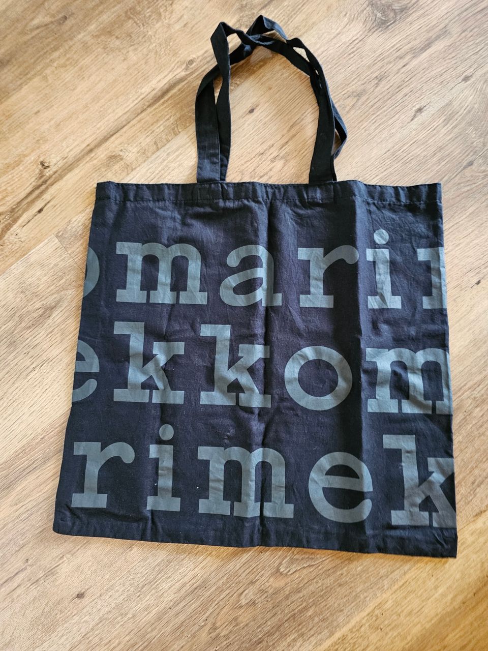 Marimekko logokassi 30€+ postikulut