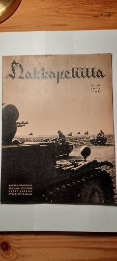 Myydään vuoden 1942 tapahtumapäiväkirja Hyvässä kunnossa, Ostajan postikulut.