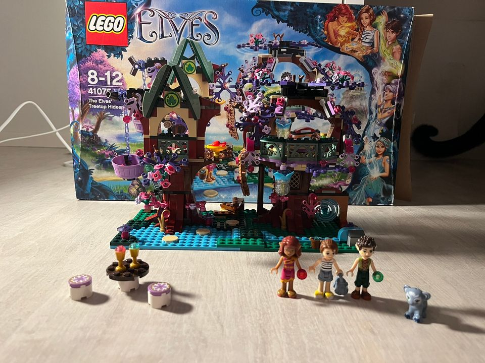 Lego Elves puumaja