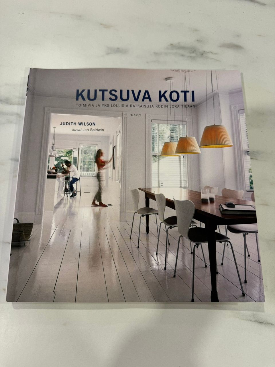 Kutsuva koti kirja