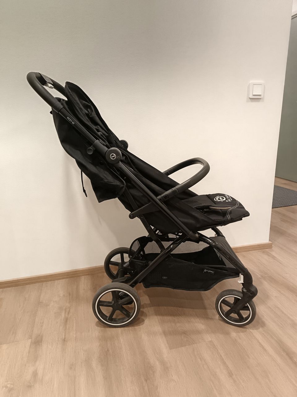 Cybex eezy s+2