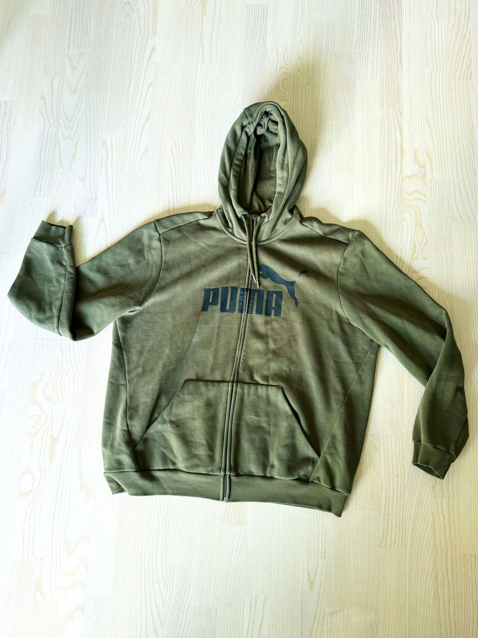 Puma huppari XXL