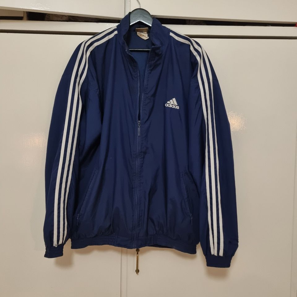 Vintage Adidas - takki, erinomaisessa kunnossa