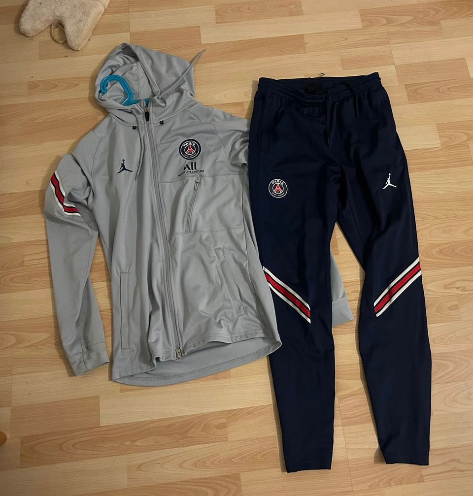 Paris Saint teeman tracksuit Jordan puku