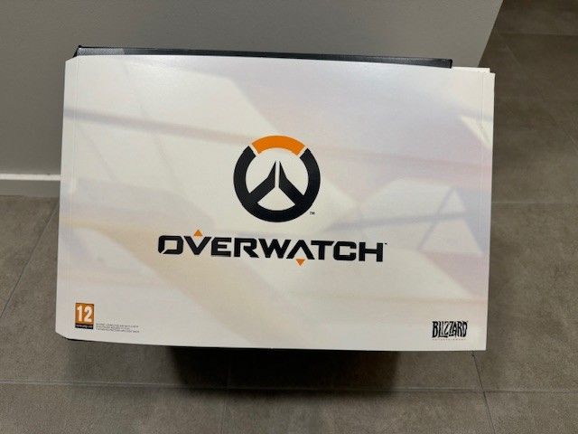 Overwatch Collectors Edition