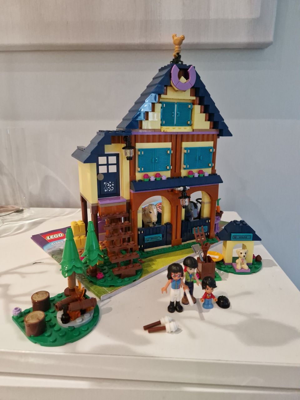 LEGO FRIENDS metsän ratsastuskoulu