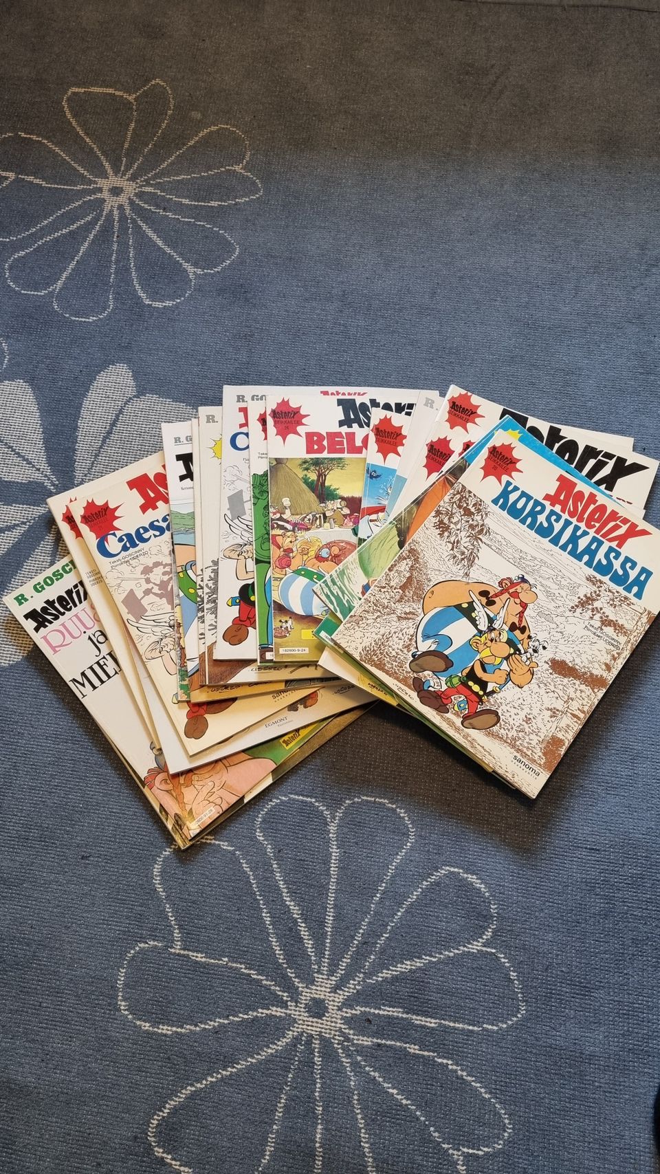 Asterix lehtiä 20 kpl