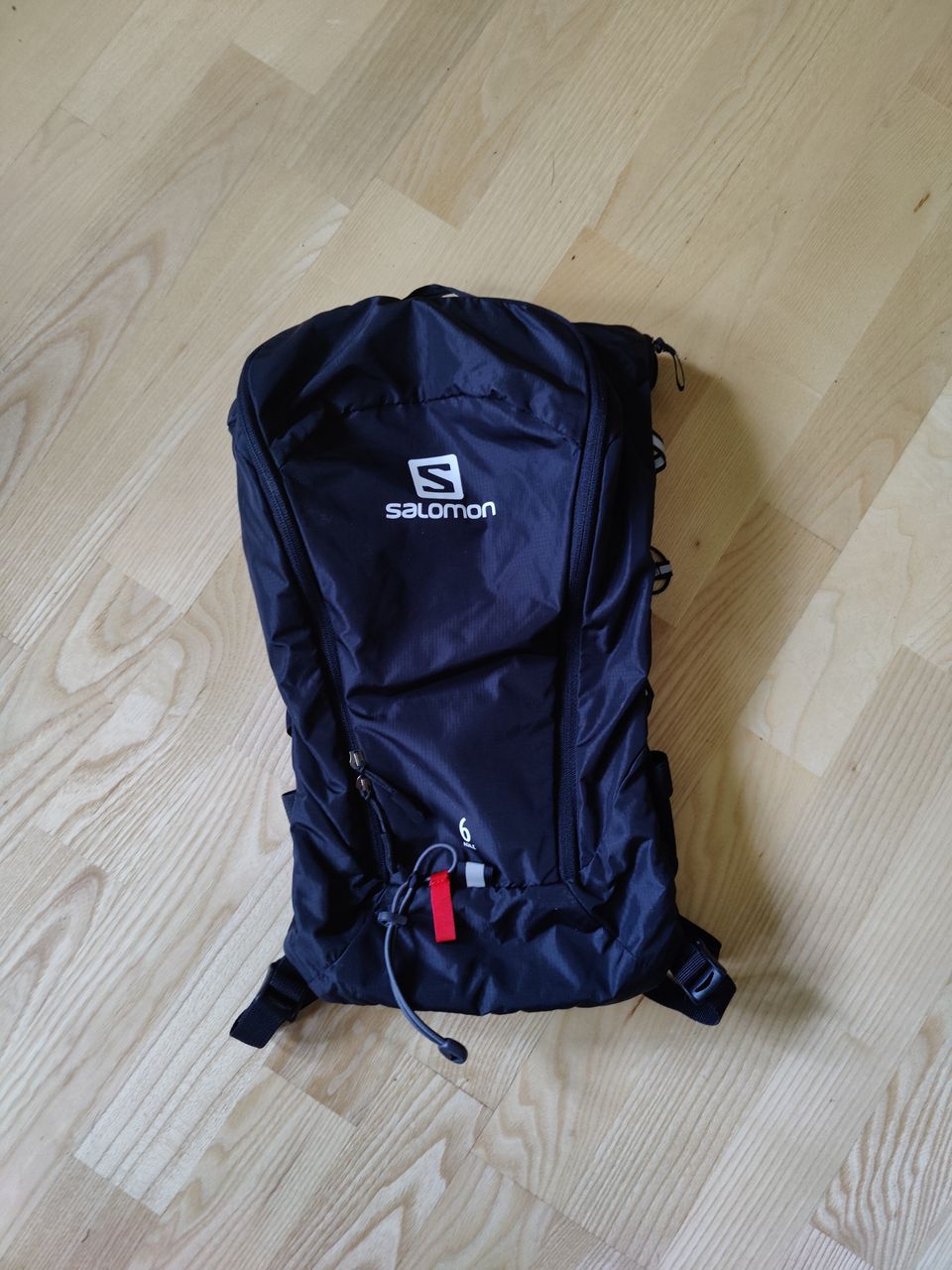 Salomon Agile 6 juoksureppu