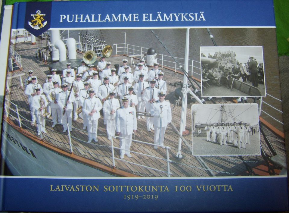 Puhallamme elämyksiä - Laivaston soittokunta 100 vuotta 1919-2019 (2019)