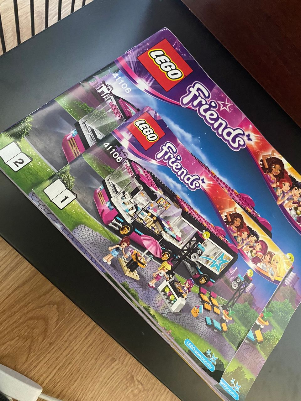 Lego friends keikkabussi