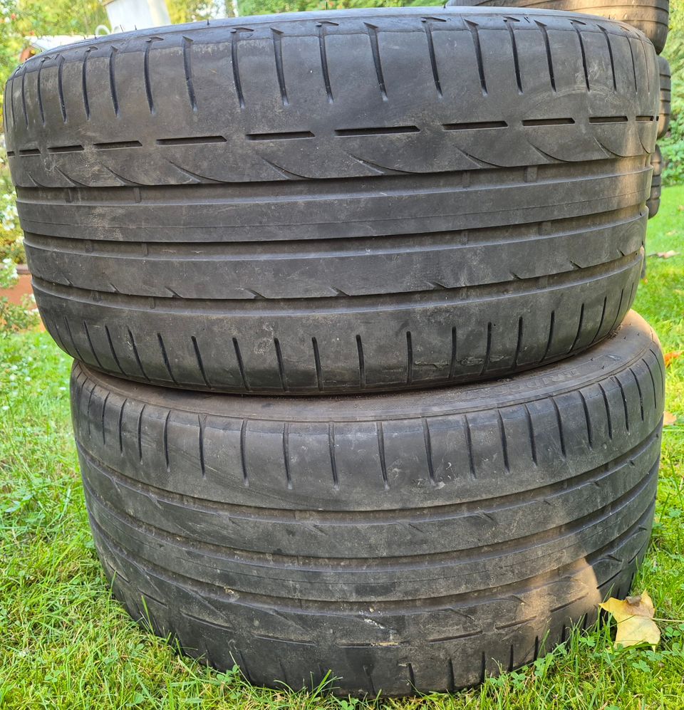 2kpl Bridgestone Potenza 255/35 R19