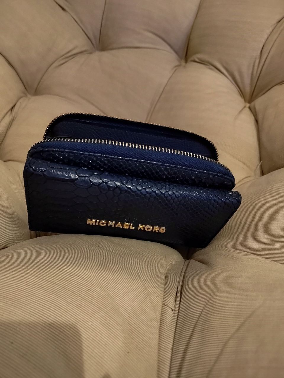 Michael Kors lompakko