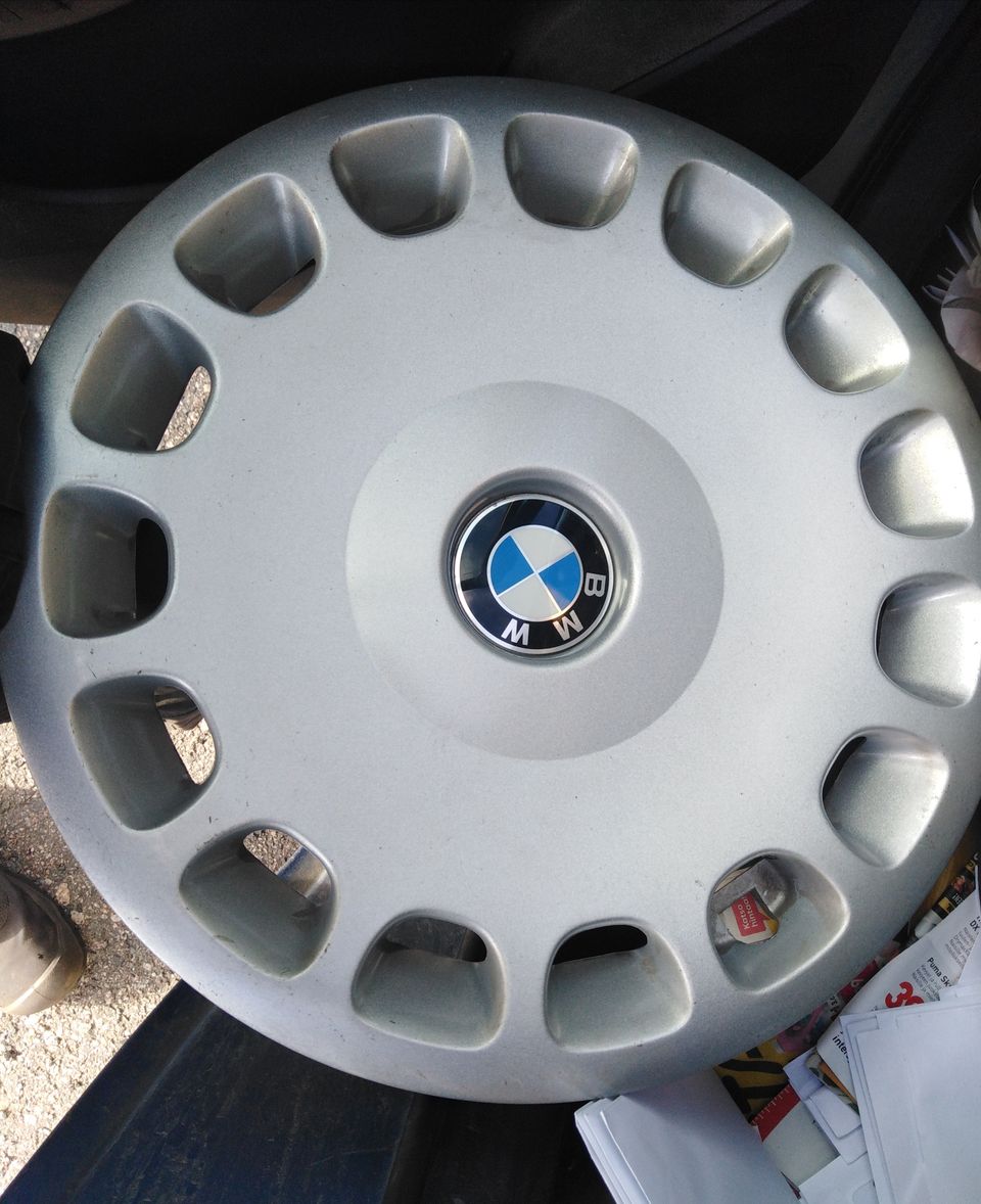 BMW 15"