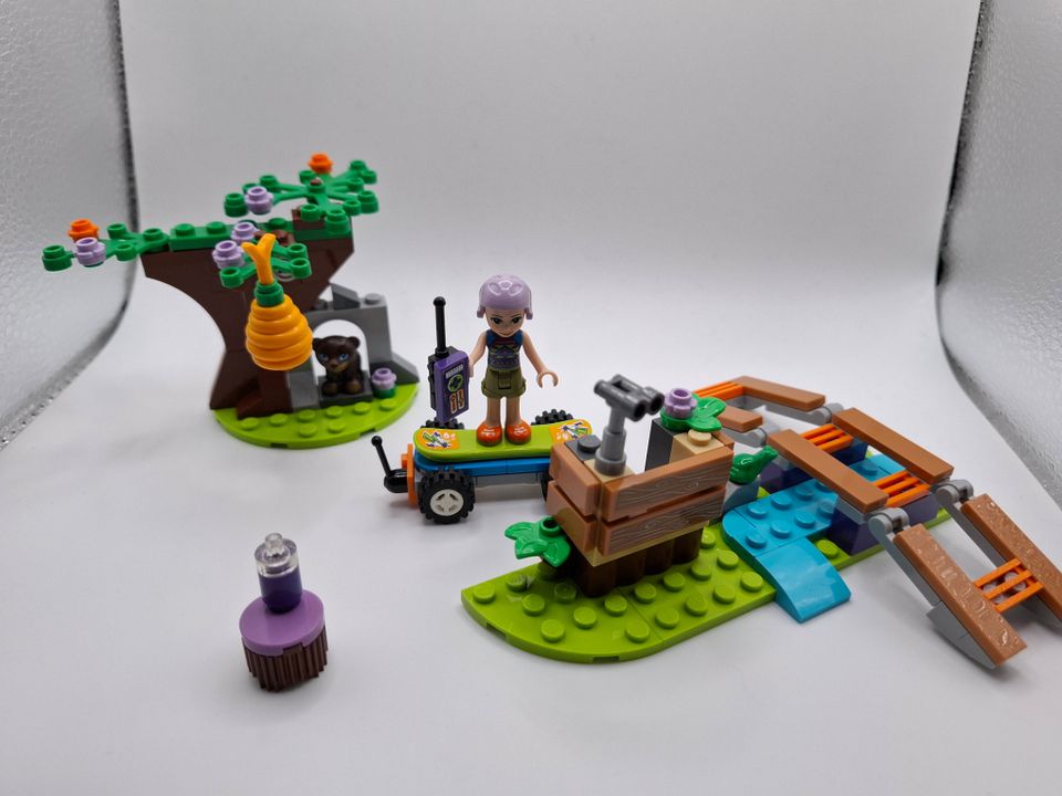 Lego Friends 41363 Mia's forest adventure