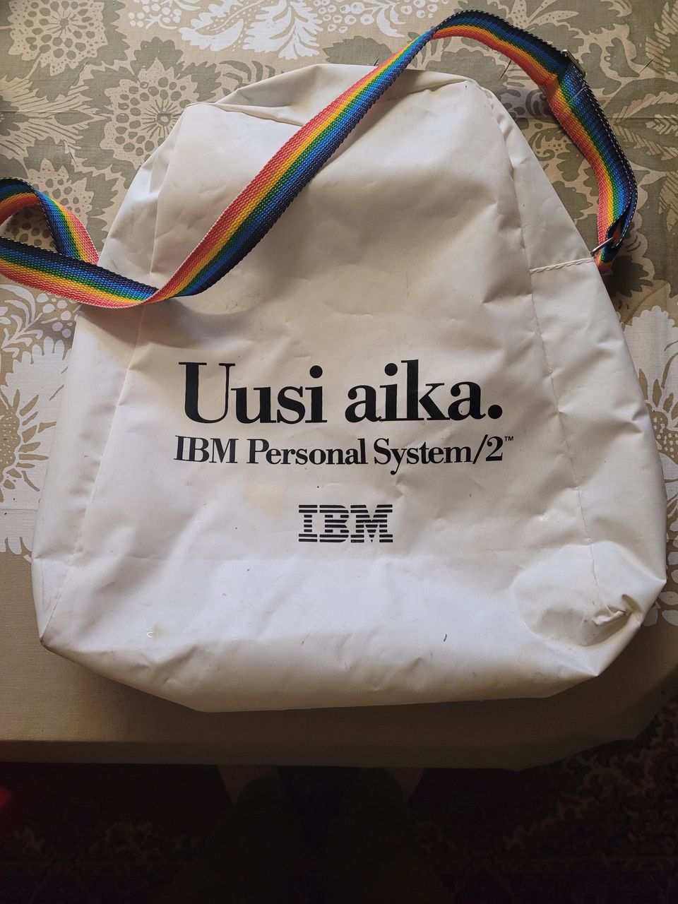 IBM vintage olkalaukku