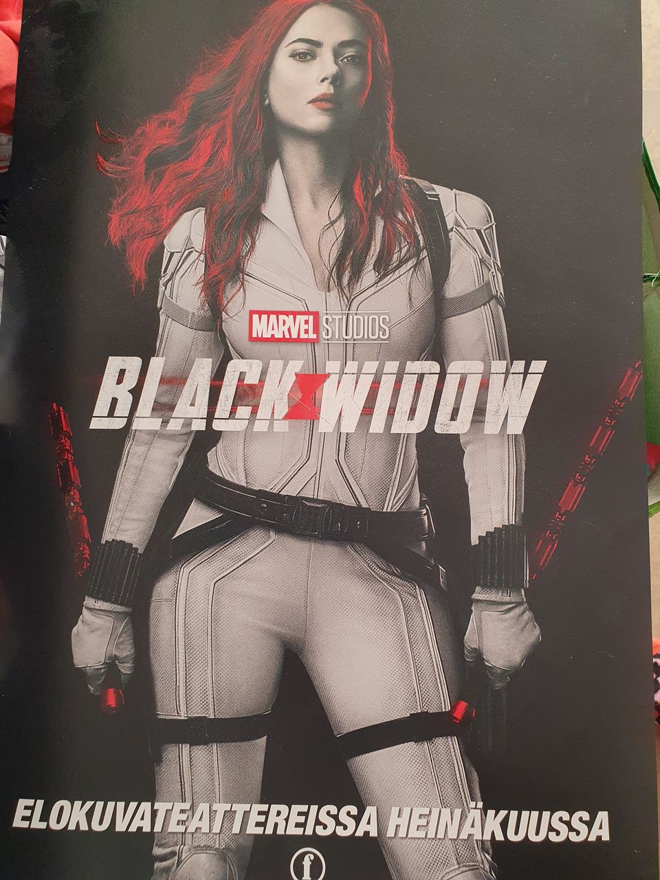 Black widow finnkino juliste