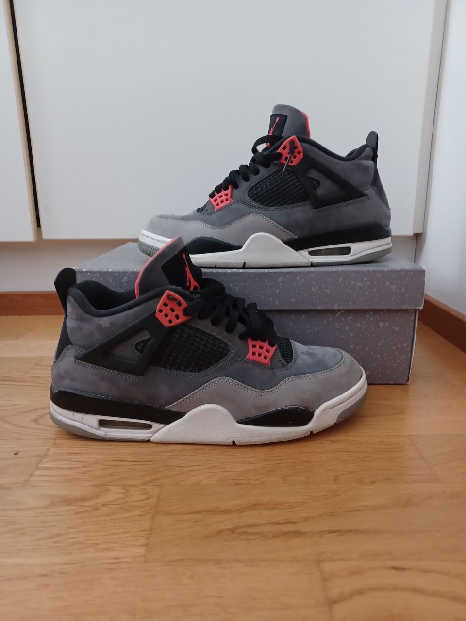 Jordan 4 infrared