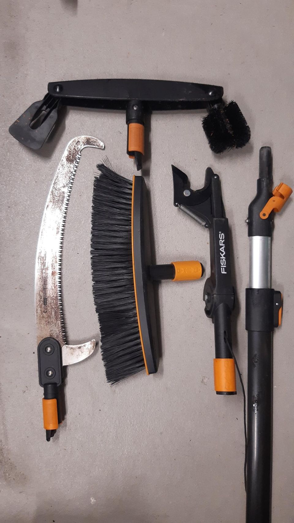 Fiskars quickfit L jatkovarsi ja  työkalut vuokralle