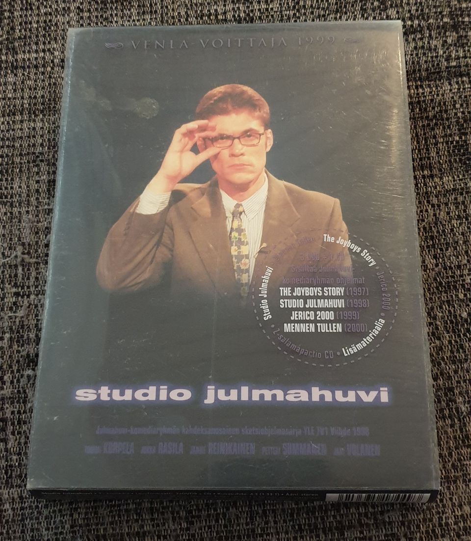 Studio julmahuvi - mennen tullen boksi