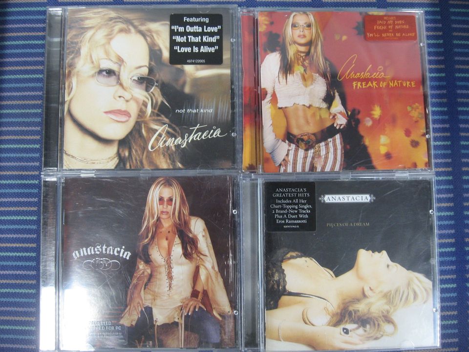 Anastacia, Texas, Rebecca St. James, Shania Twain