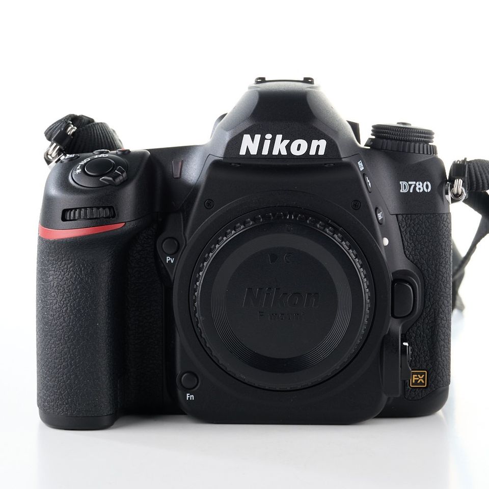 Nikon D780 -kamera (sc. 700)