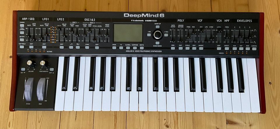 Behringer Deepmind 6 analogisyntetisaattori