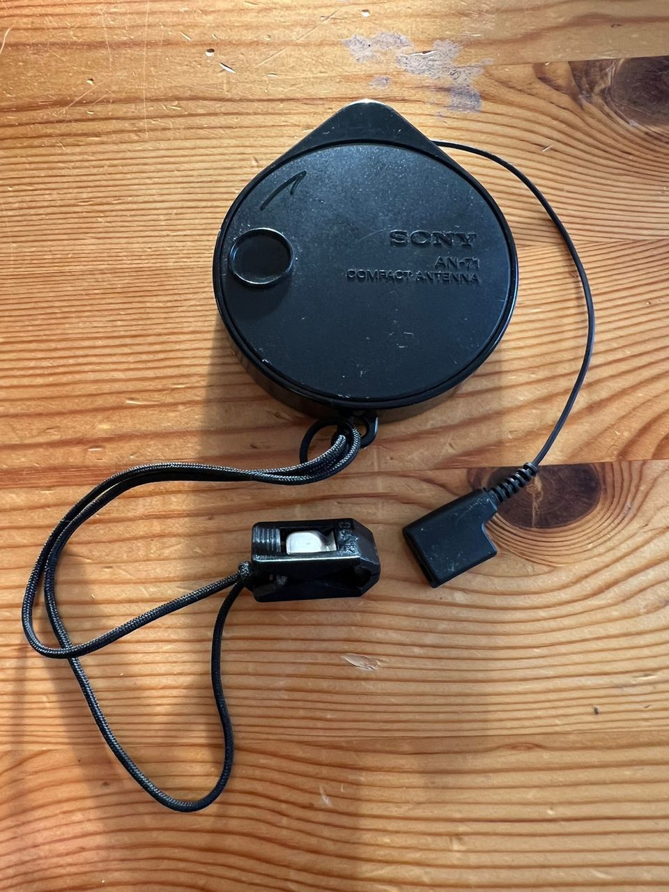 Sony AN-71 lyhytaaltoradion lisäantenni