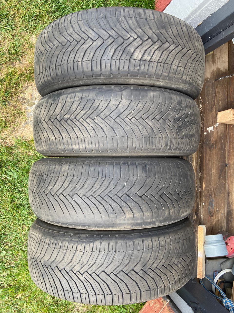 Michelin 205/60R16 kesärenkaat 4kpl