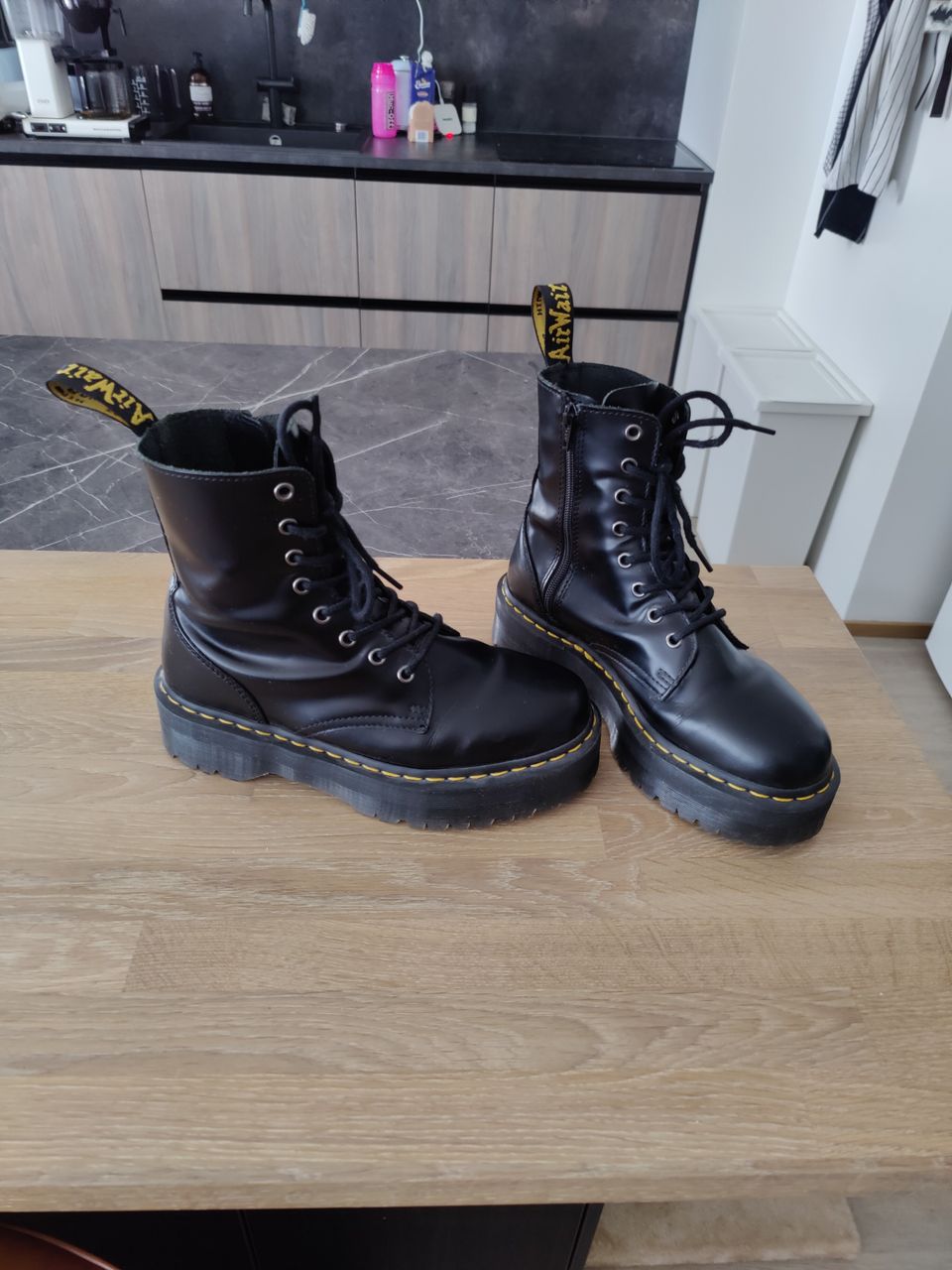 Dr. Martens platform koko 41