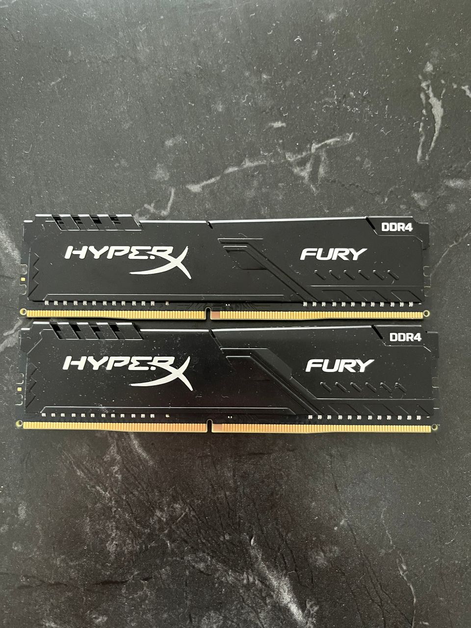 HyperX Fury 16GB 2400 mhz RAM-muisti