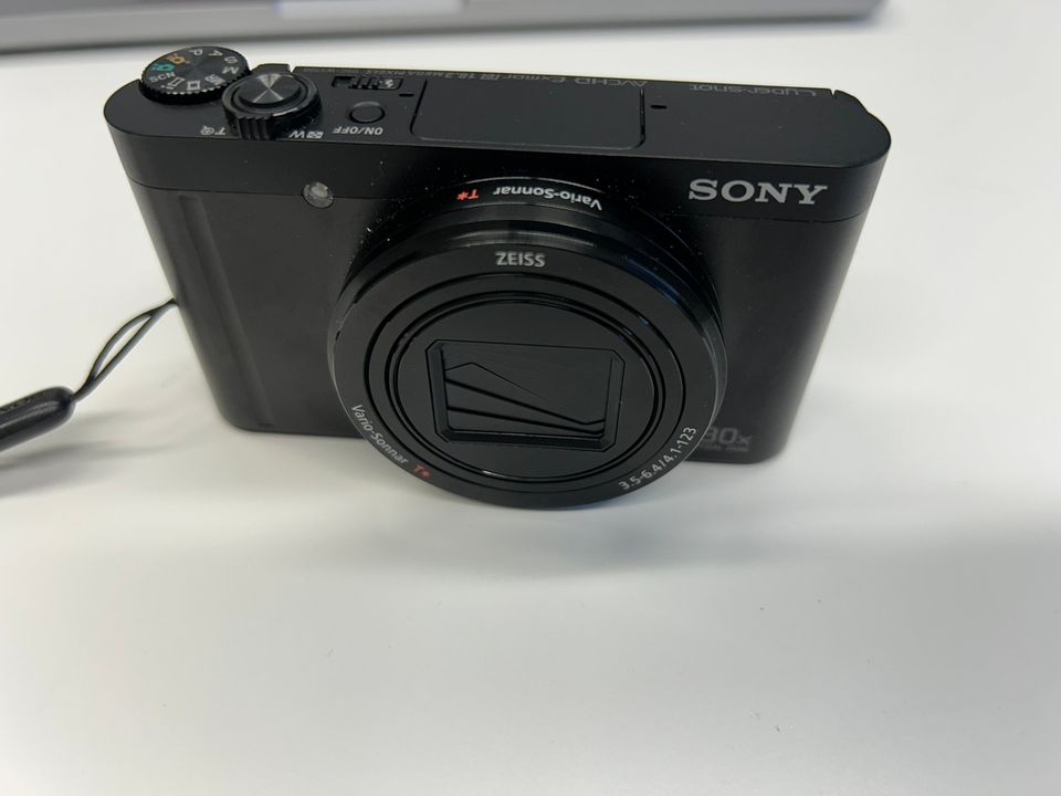 Sony Cyber-shot DSC-wx500