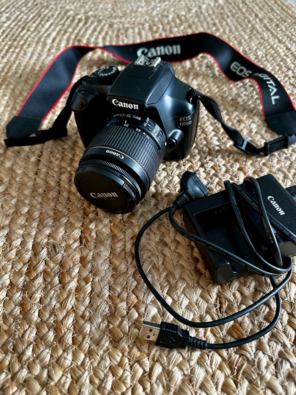 Canon EOS 1100D