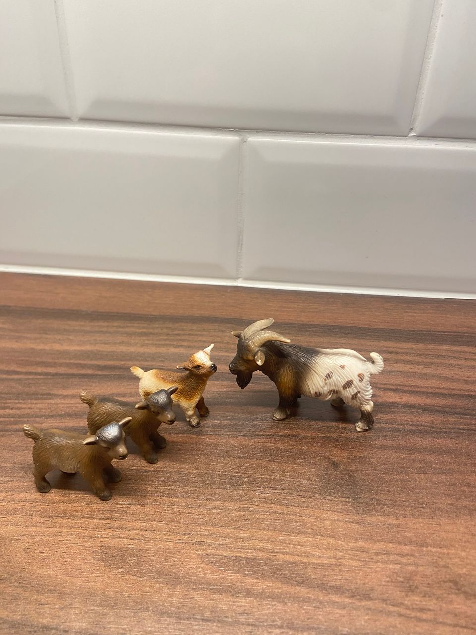 Schleich vuohiperhe