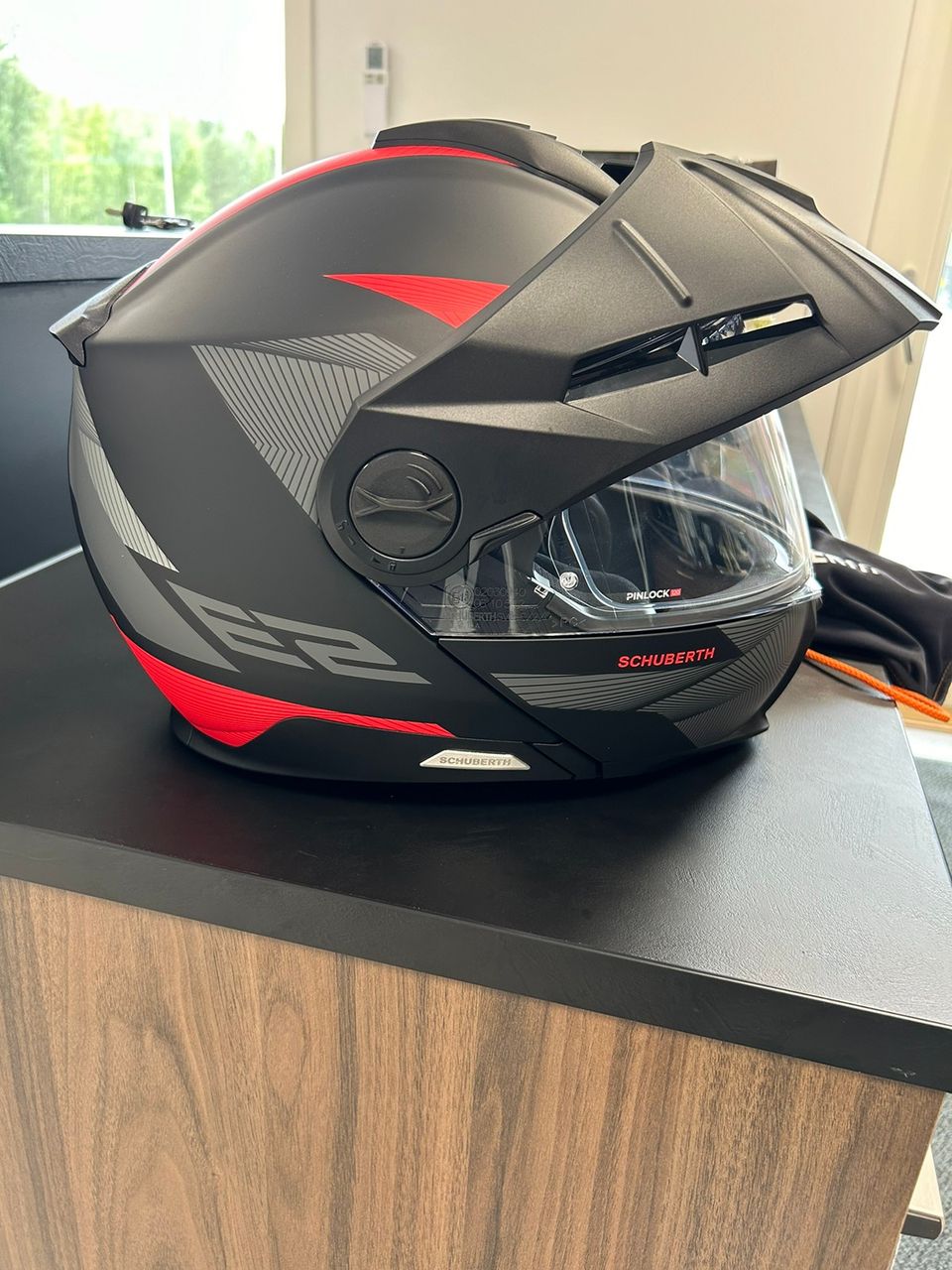 Schuberth E2 Defender mattapunainen