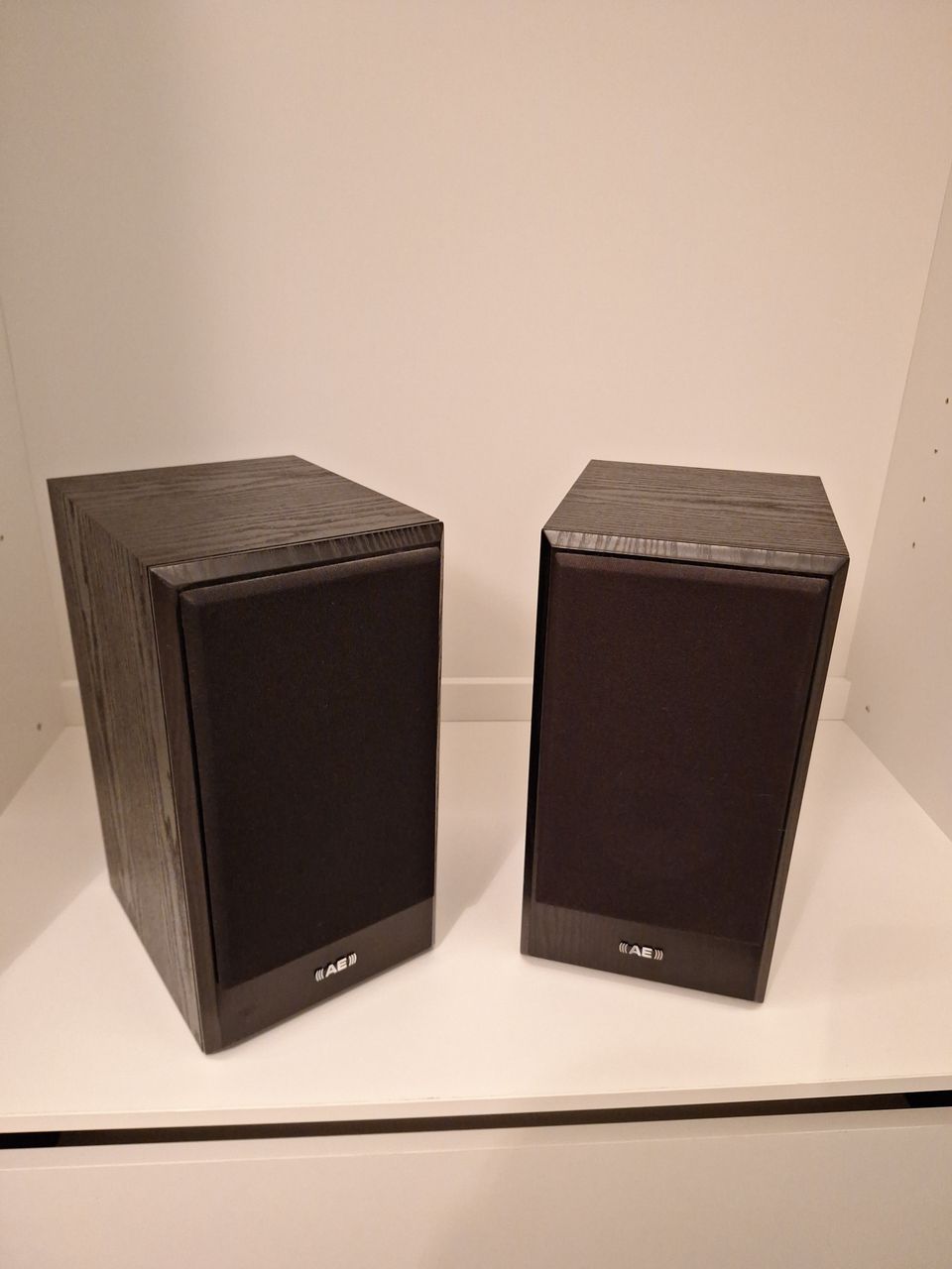 Acoustic Energy AEGIS Evo one kaiuttimet 5kpl