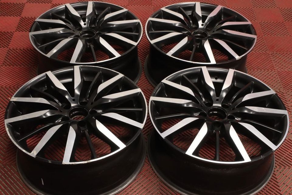 MAK BARBURY 8x19" 5x112 ET38 Ø66.5