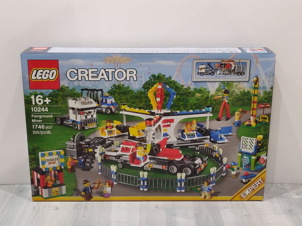 LEGO Creator 10244 Huvipuistohärveli (uusi)