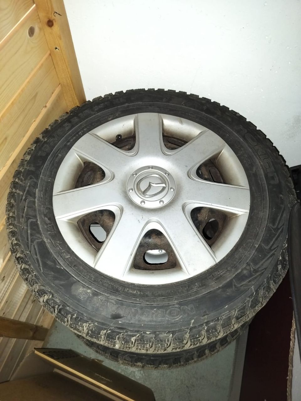 Renkaat 195/65R15