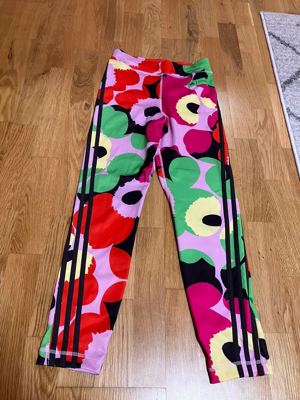 Marimekko adidaksen trikoot