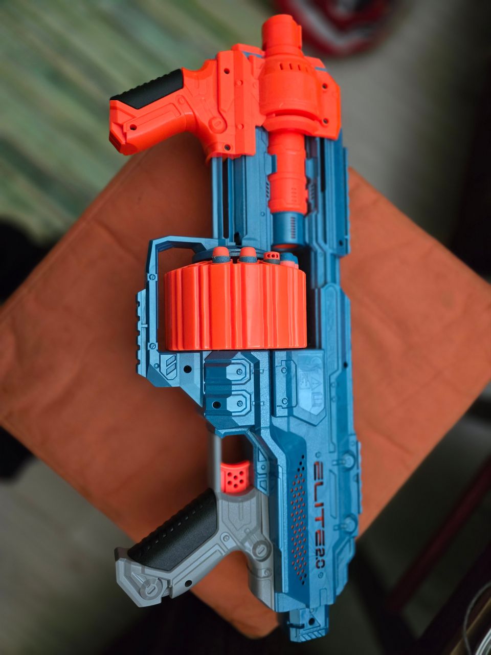 Iso Nerf leikkipyssy