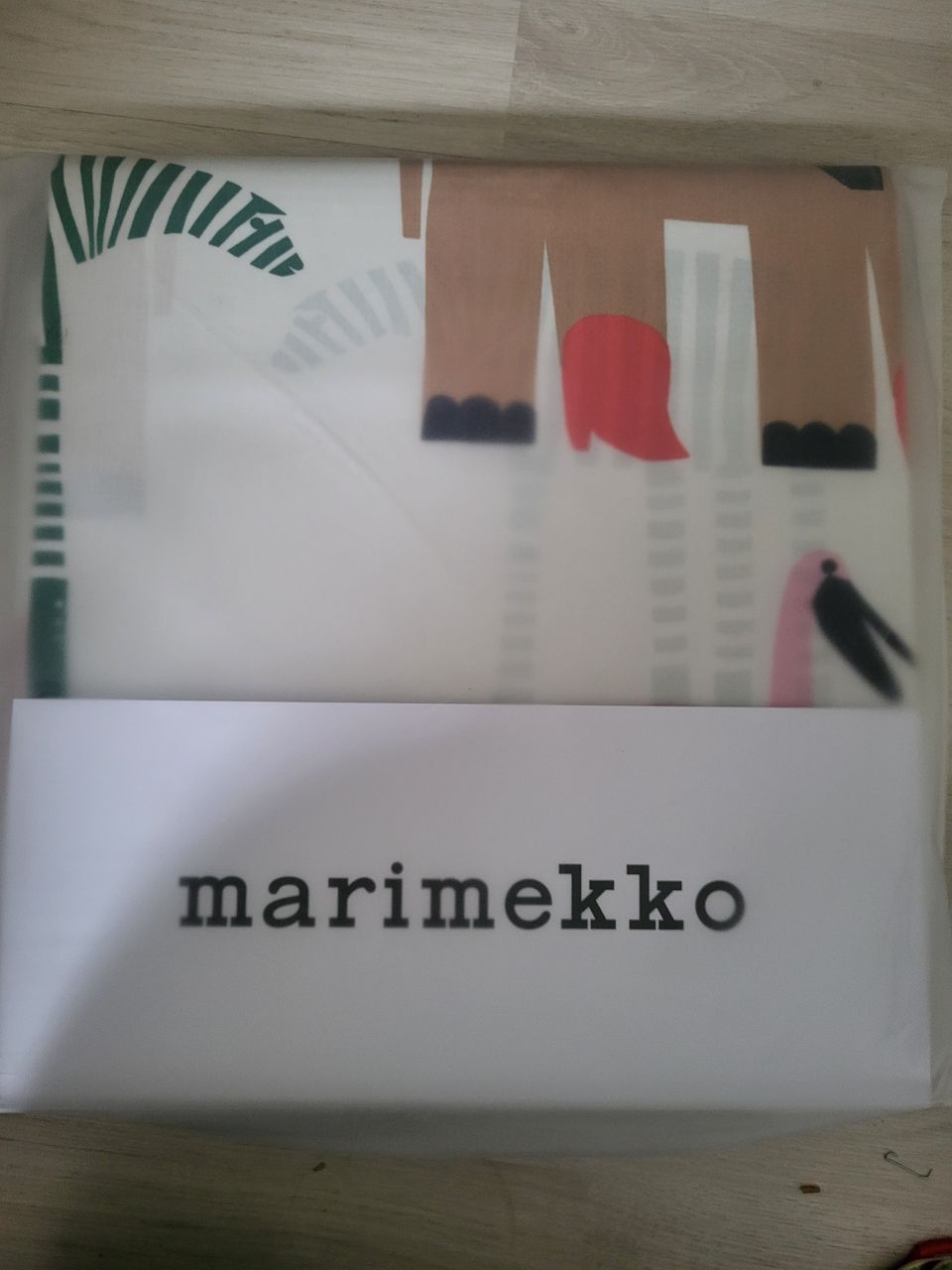 Marimekko karkumatka vauvan pussilakanasetti