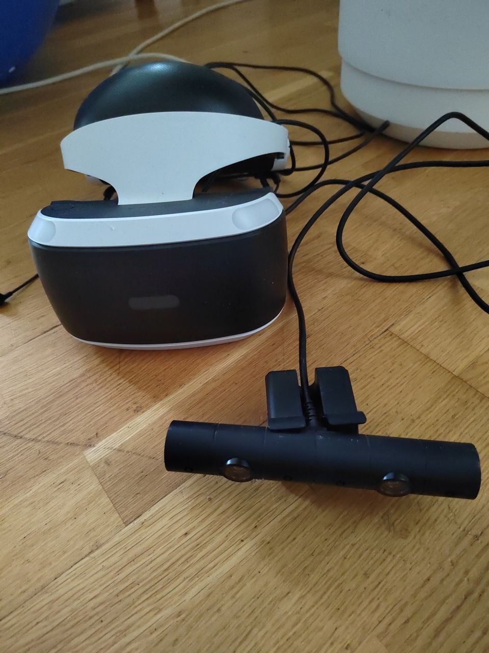 PlayStation 4 VR lasit + kamera