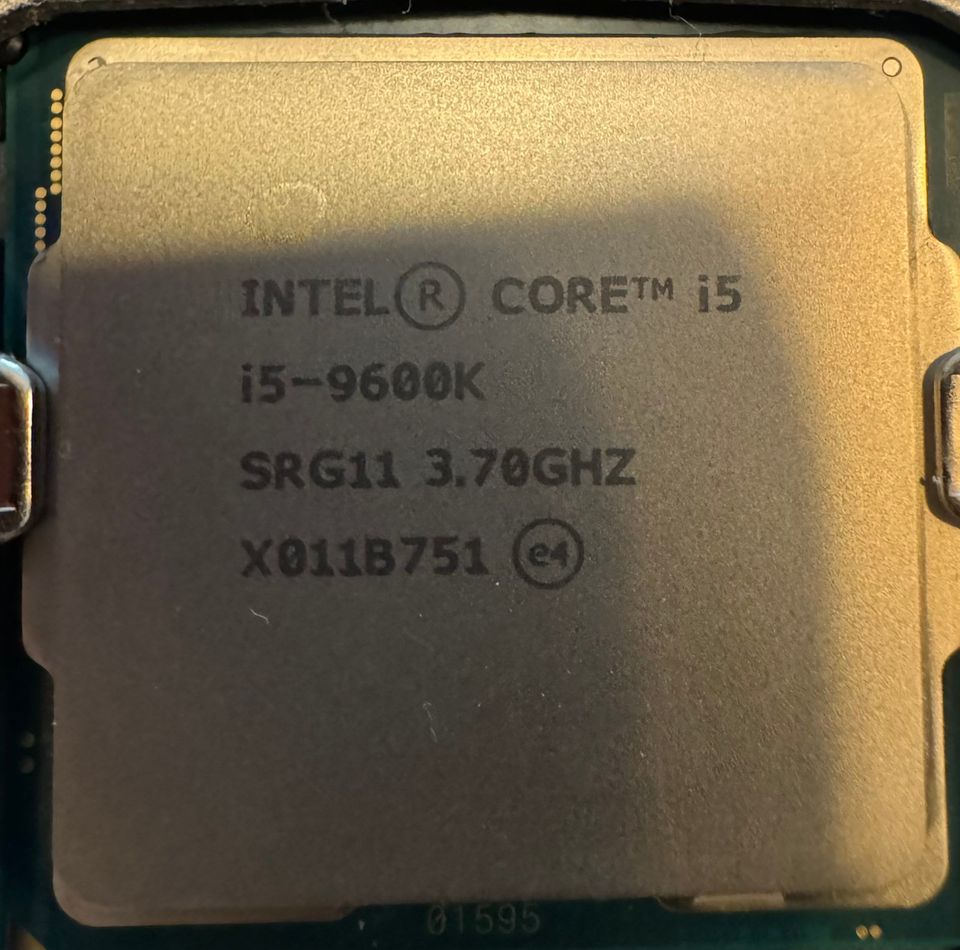 Intel Core i5-9600K 3.70GHz