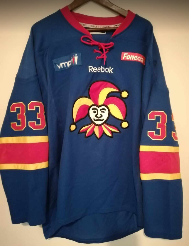 Jokerit paita koko L. Postitus onnistuu