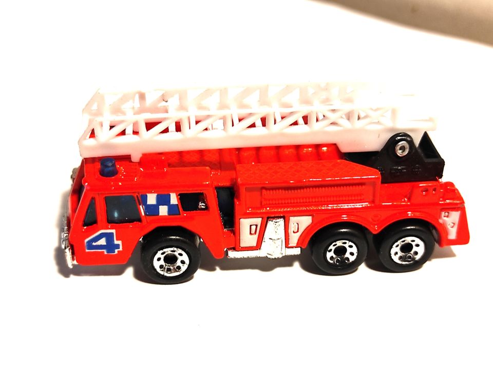 Matchbox Fire Engine 1982. palo/tikasauto. Pienoismalli,