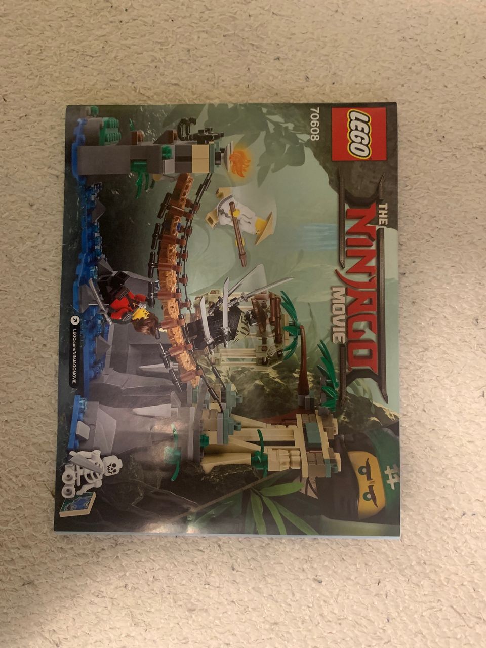 Lego ninjago 70608