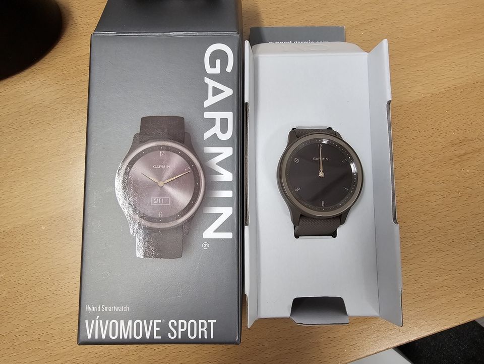 Garmin Vivomove Sport